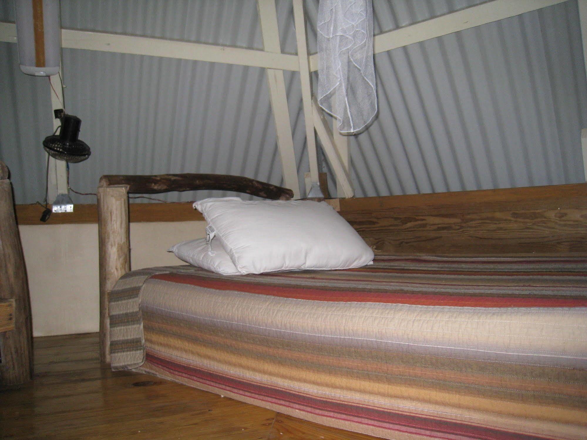 Вилла Roots Jungle Retreat Мариго Экстерьер фото